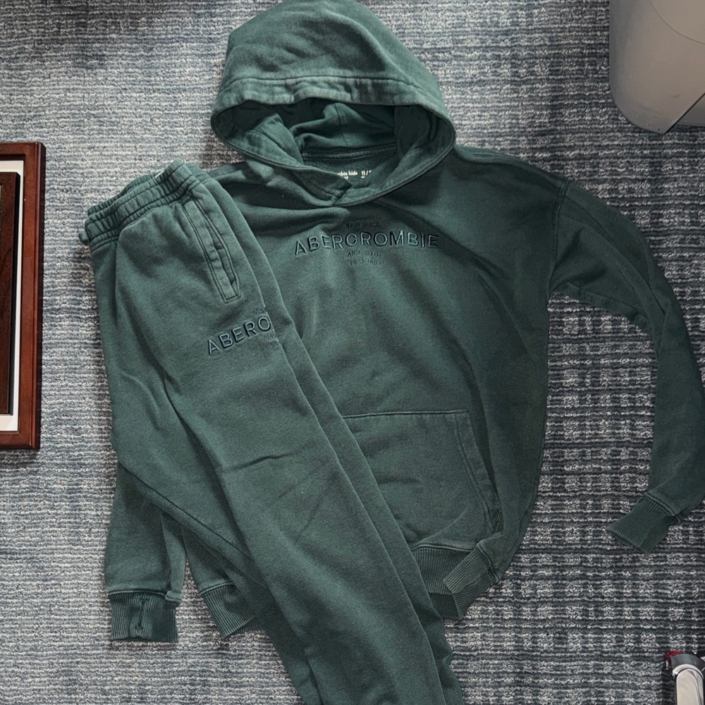 Abercrombie Kids Green Matching Set